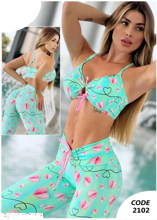 ملابس يوجا و شاليهات