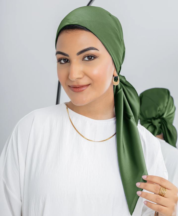 سكارف ساتان مربع 90*90